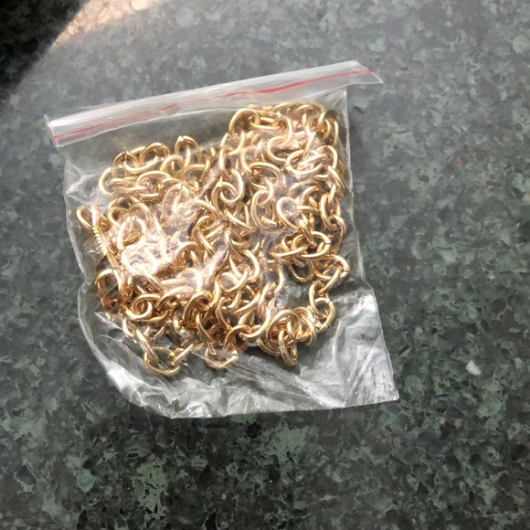 Clutch with tassel - Picture 8 of 8